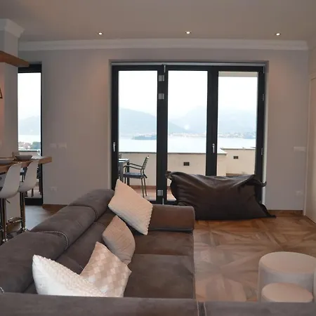 Le Terrazze, Via Selvalunga 1, Apartman *