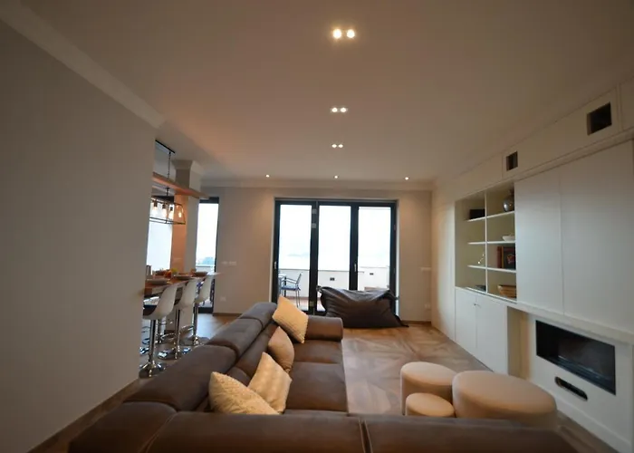 Le Terrazze, Via Selvalunga 1, Apartment