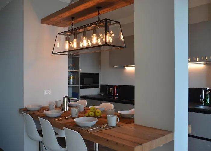 Le Terrazze, Via Selvalunga 1,